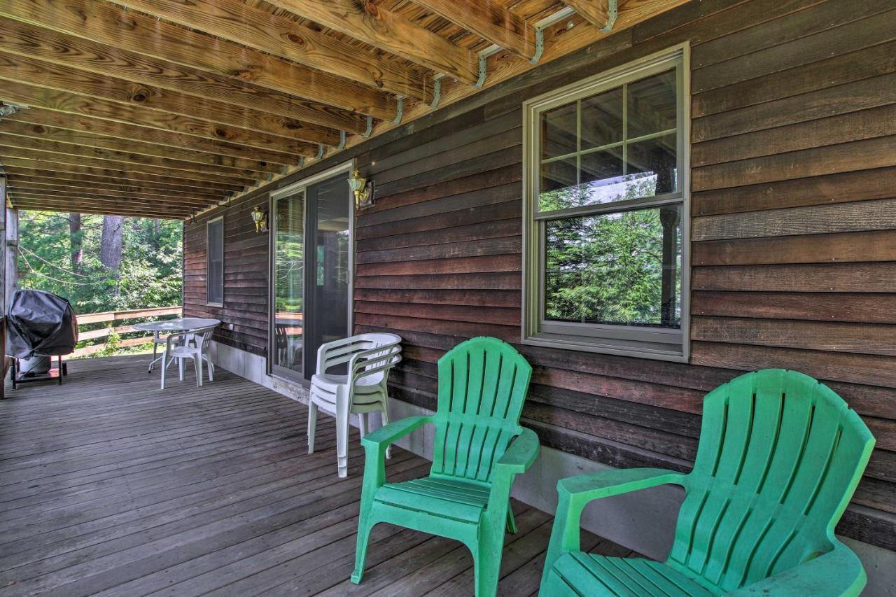 Waterfront New England House On Wickaboag Lake! West Brookfield Exterior foto